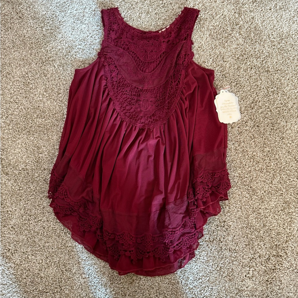 ALTAR’D STATE Burgundy Lace Sleeveless Top